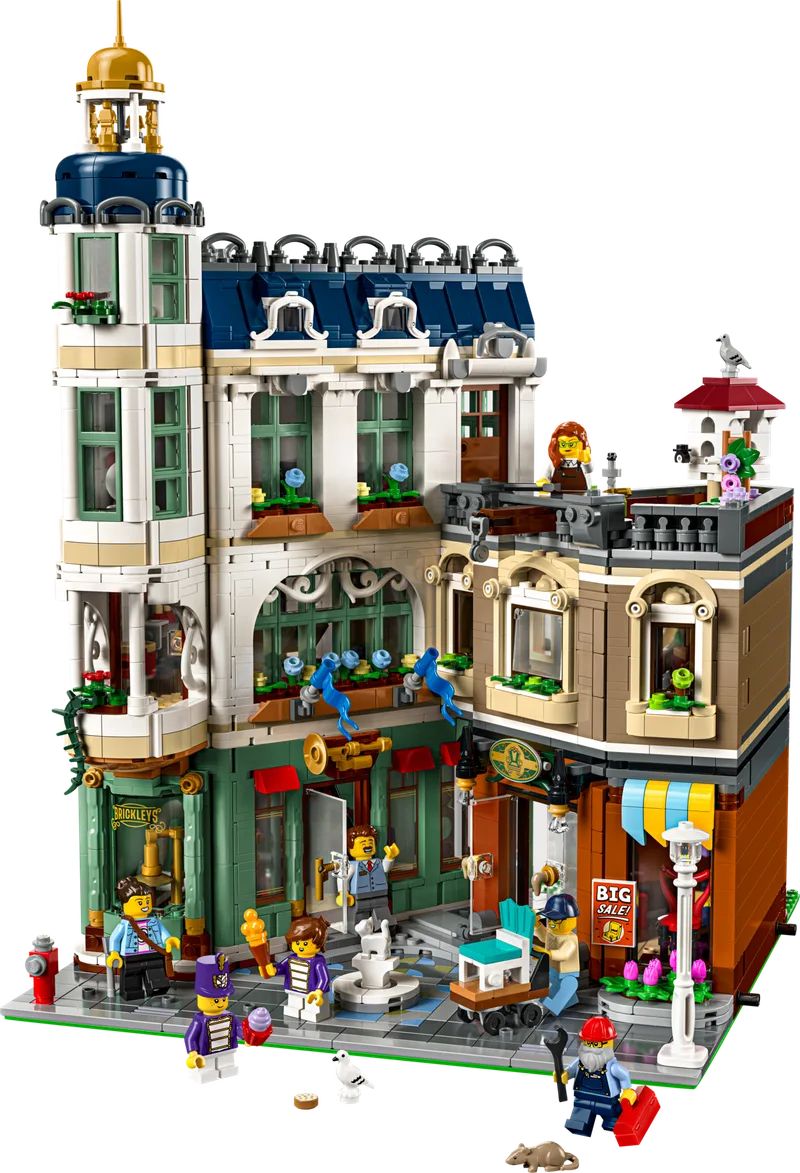 LEGO 11371 Shopping Street product image for the LEGO Cyber Monday 2026: what differs from Black Friday guide