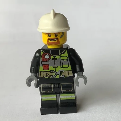 LEGO minifig Fireman Fred (fig-001729)