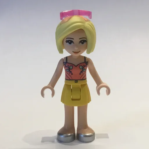 Roxy (Coral Top, Yellow Skirt, Sunglasses)