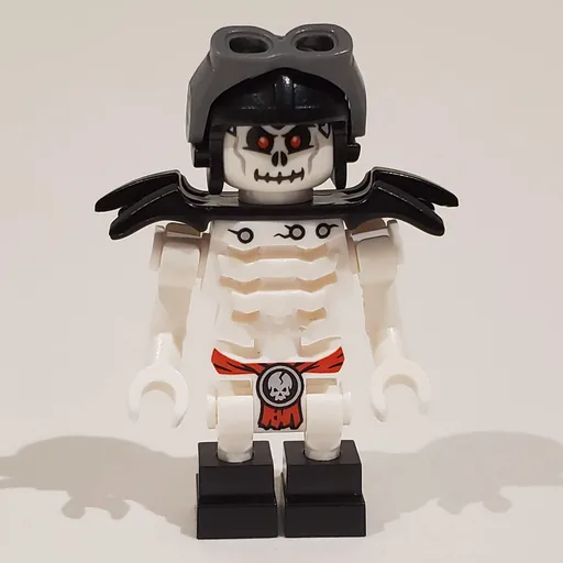 Frakjaw with Goggles and Shoulder Armor