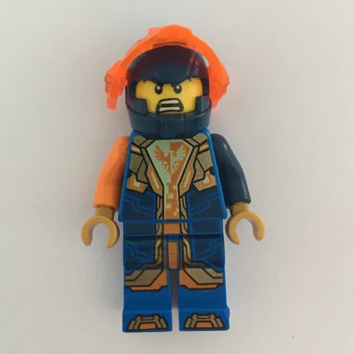 LEGO minifig Clay Moorington with Tran-Orange Visor (fig-003089)