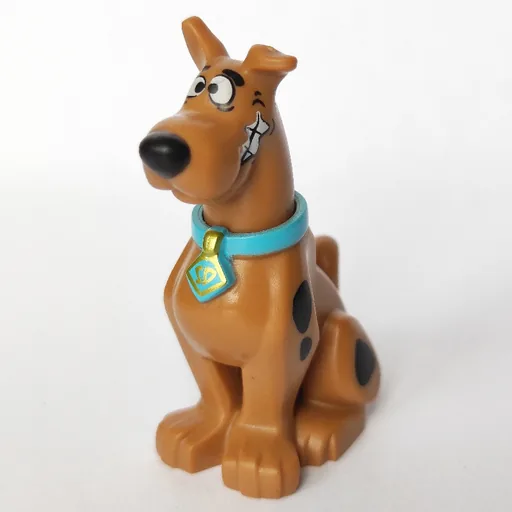 Scooby-Doo Sitting Down with Scared (Clenched Teeth)