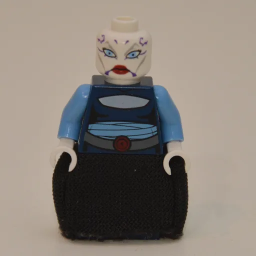 Asajj Ventress (Dark Blue Outfit)