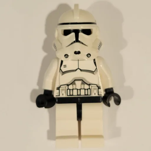 Clone Trooper (Phase II Armor, Plain Black Head, Dotted Mouth)