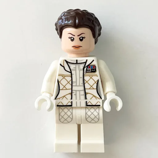 Princess Leia (Hoth Outfit, White Jacket)