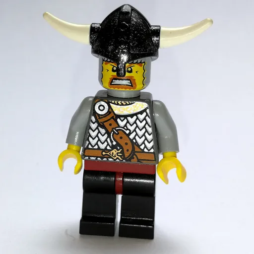 Viking Warrior (Chain Mail, Red Band)