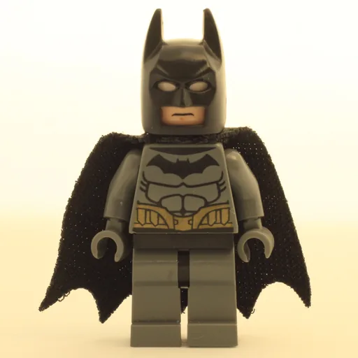 Batman (Dark Bluish Gray Suit, Black Cape and Cowl, Light Nougat Head, Black Hips, Muscle Outline)