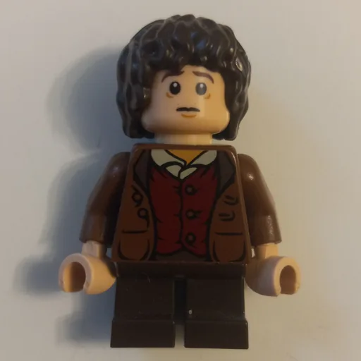 Frodo Baggins (Reddish Brown Torso)