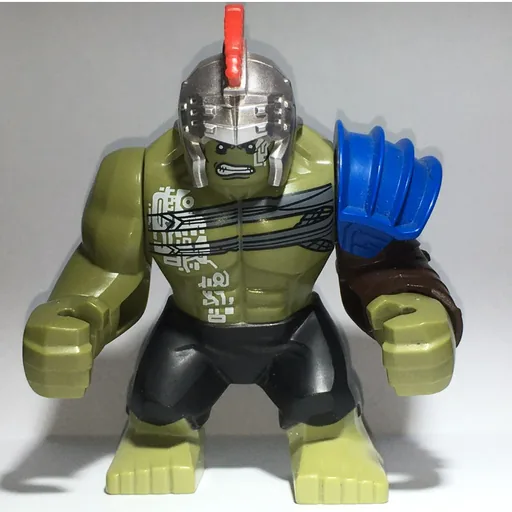 Hulk (Big Fig) (Helmet, Armor, Black Pants)