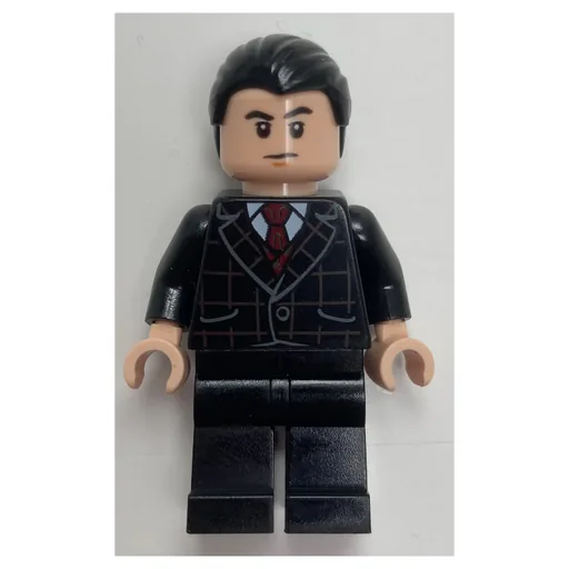Bruce Wayne (Black Suit)