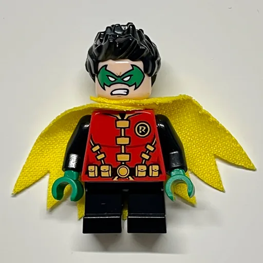 Robin with Green Eyemask and Hands (Short Legs, and Yellow Cape)