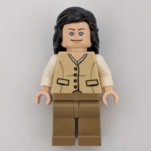 Marion Ravenwood in Tan Outfit