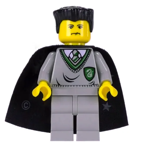 Vincent Crabbe / Ron Weasley (Yellow Skin, Slytherin Sweater with Crest, Cape with Stars)