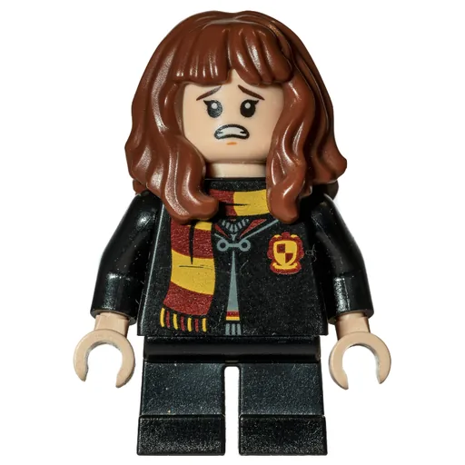 Hermione Granger (Gryffindor Robe Closed with Scarf, Short Legs)