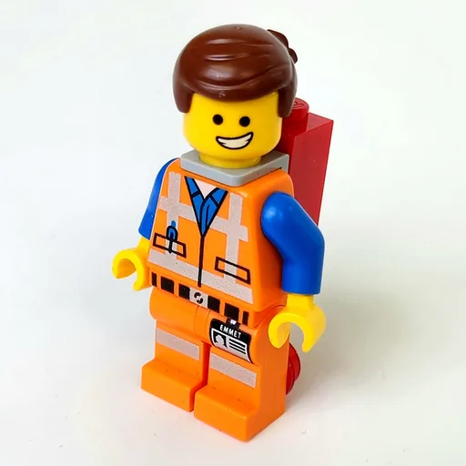 Emmet (Piece of Resistance, Happy / Scared, Red Plate)