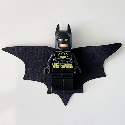 Batman (Black Suit, Black Cape and Cowl, Wide Cape)