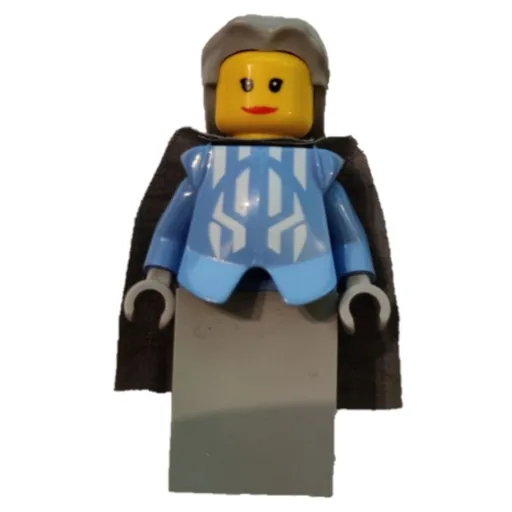 Queen (Medium Blue Armor, Light Bluish Gray Dress, Light Bluish Gray Cape, Light Bluish Gray Hair)