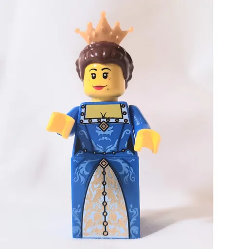 Queen (Blue Dress, Crown)