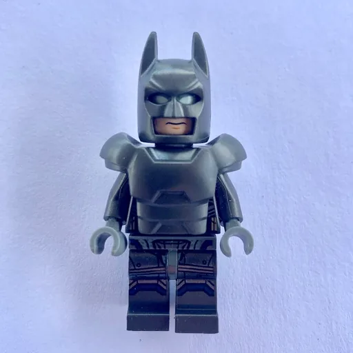 Batman (Pearl Titanium Suit, Pearl Dark Gray Cowl, Armor, Glow in the Dark Head)
