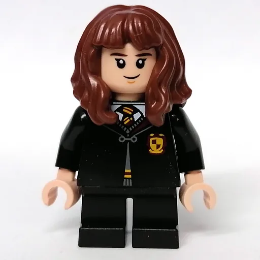 Hermione Granger (Gryffindor Robe Closed, Short Legs)