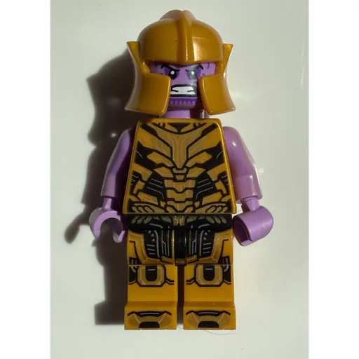 Thanos (Pearl Gold Armor)