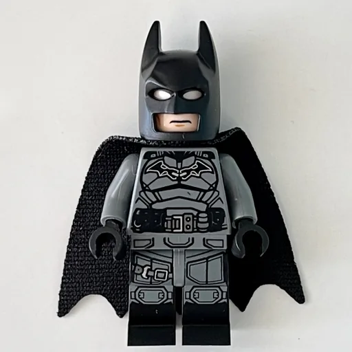 Batman (Dark Bluish Gray Suit, Black Cape and Cowl, Light Nougat Head, Dark Bluish Gray Hips, Black Legs)