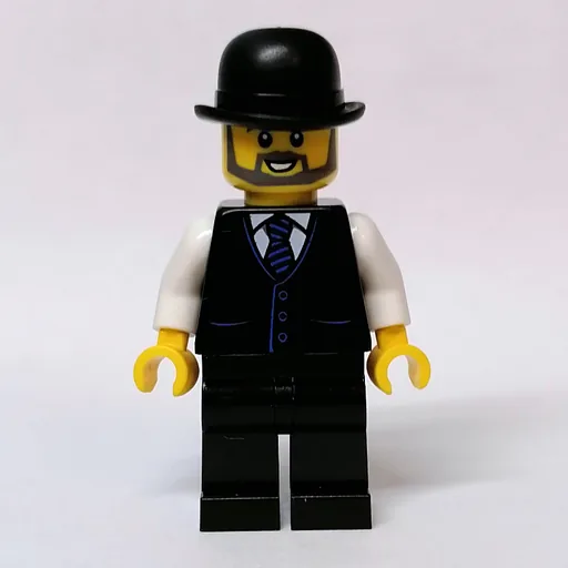 Black Suit (White Shirt, Black Hat)