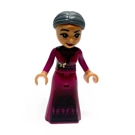Alma ‘Abuela’ (Dark Bluish Gray Hair)