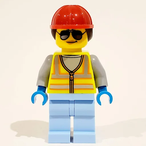 LEGO minifig Woman (fig-012172)