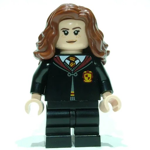 Hermione Granger (Gryffindor Robe Closed, Medium Legs)