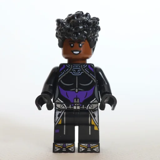 Shuri (Black Panther Suit, Hair)