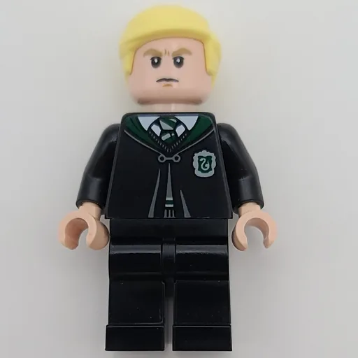 Draco Malfoy (Closed Slytherin Robes with Crest)