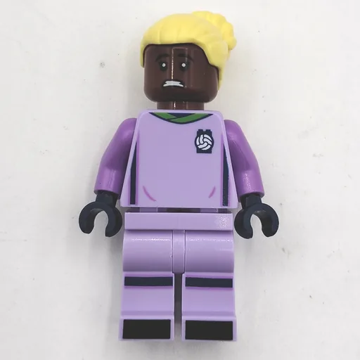 Goalkeeper (Medium Lavender Soccer Kit)