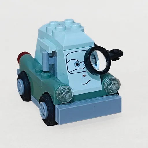 Professor Zundapp (Smirk (Red 3795))