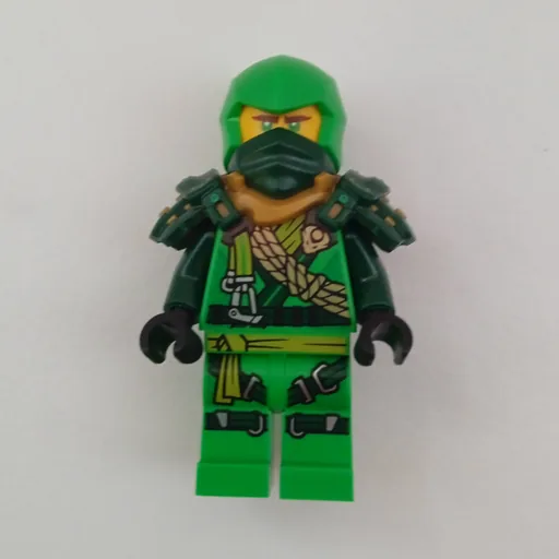 Lloyd (Heavy Shoulder Guard)