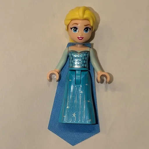 Elsa (Medium Azure Dress, Cape, Big Eyes)