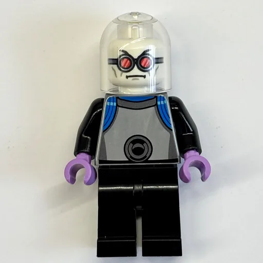 LEGO minifig Mr. Freeze with Flat Silver Outfit (fig-015076)