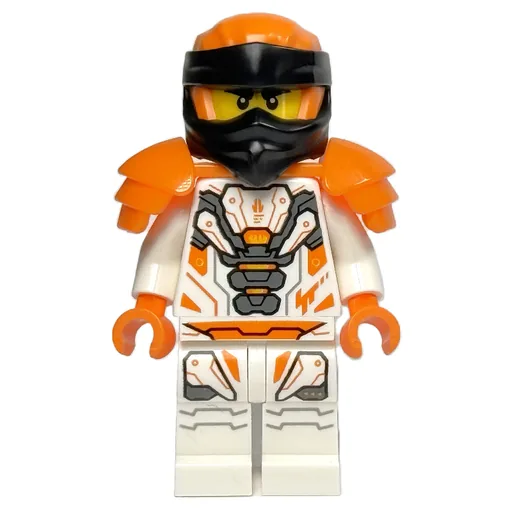 Cole (White Robes, Orange Wraps, Shoulder Armor)