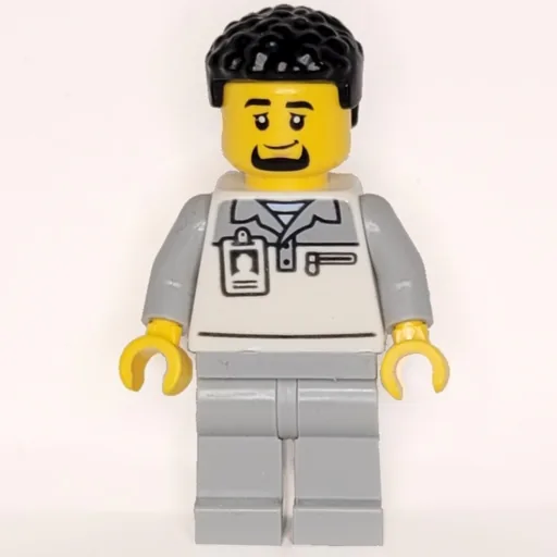 Garage Worker (White/Light Bluish Grey Suit, Black Hair)