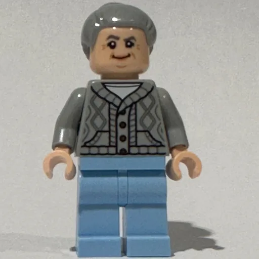 LEGO minifig Aunt May (fig-016616)