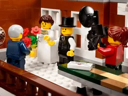 LEGO Town Hall (10224) - afbeelding 4