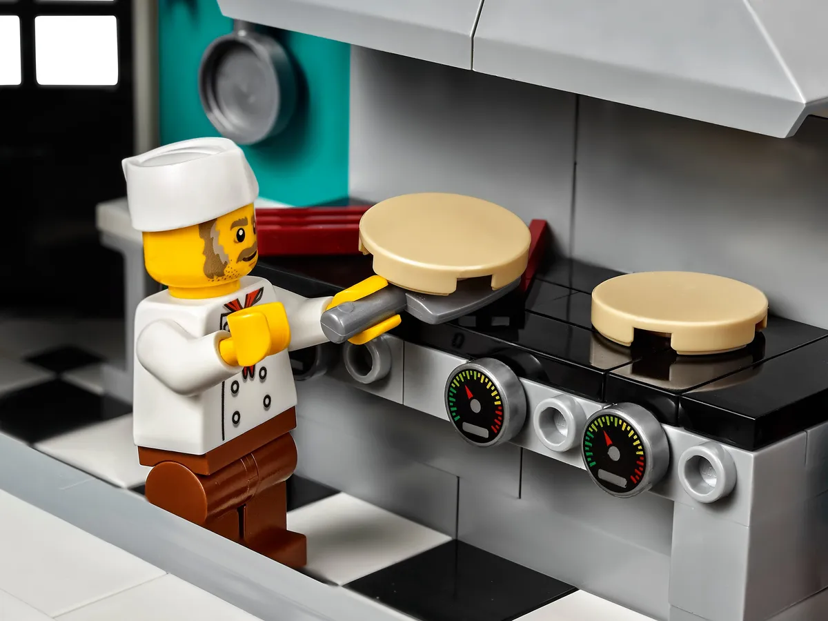 LEGO Downtown Diner (10260) - Bild 11