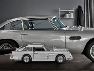 James Bond™ Aston Martin DB5 by LEGO – product photo 17 of 21