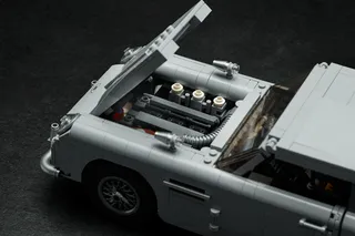 James Bond™ Aston Martin DB5 by LEGO – product photo 7 of 21