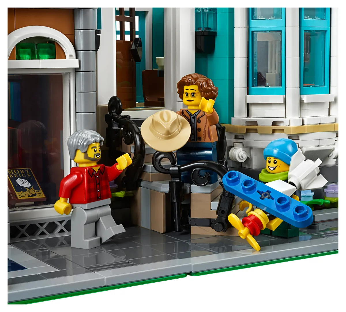 LEGO Bookshop (10270) - image 12