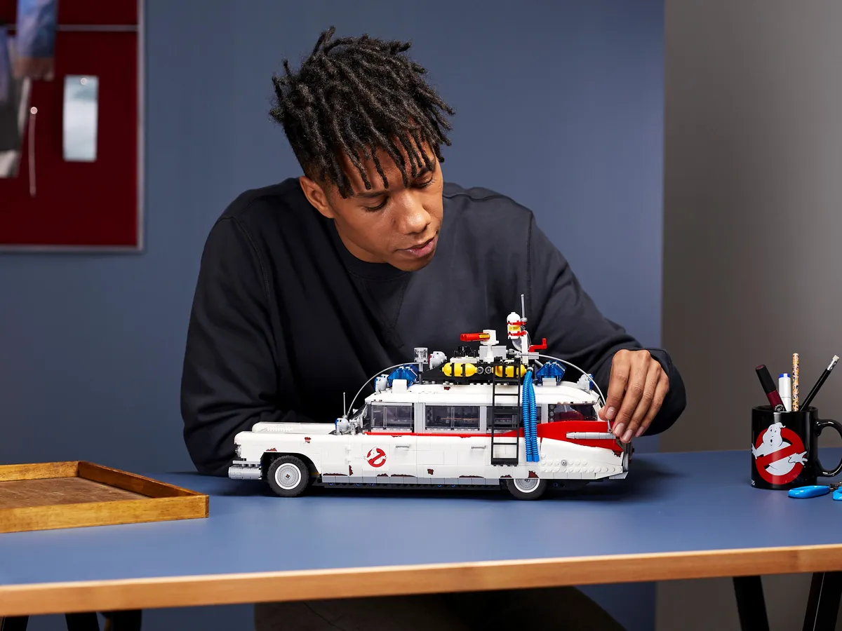 LEGO Ghostbusters™ ECTO-1 (10274) - image 12