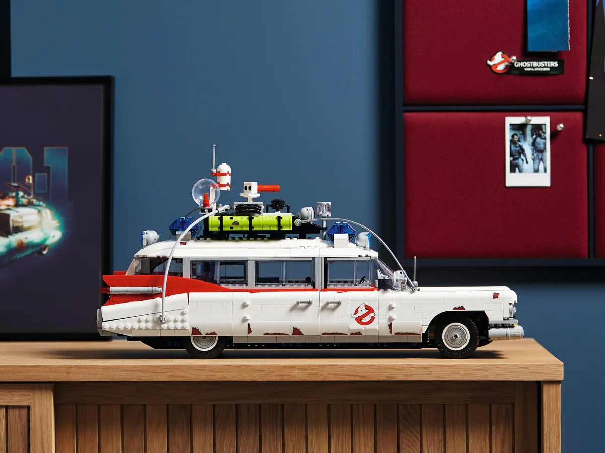 LEGO Ghostbusters™ ECTO-1 (10274) - image 21