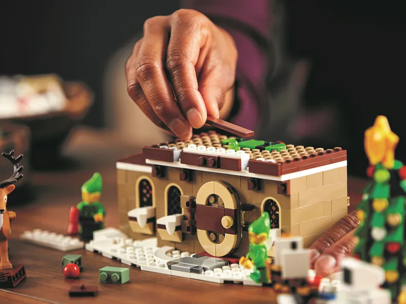 Elf Club House van LEGO – productfoto 21 van 33