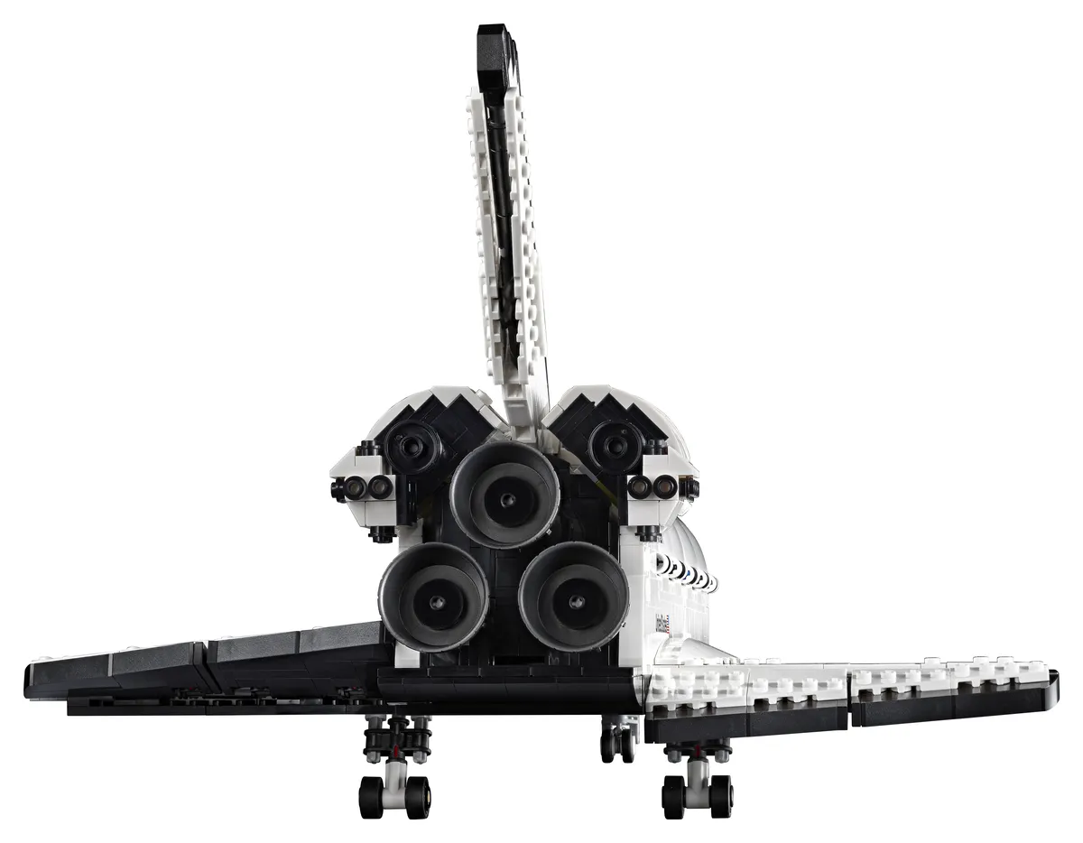 LEGO NASA Space Shuttle Discovery (10283) - image 10