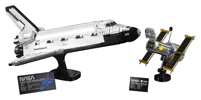 NASA Space Shuttle Discovery by LEGO – product photo 3 of 24